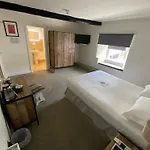 The Cavendish Arms 3*