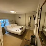 Мини-отель The Cavendish Arms Картмел