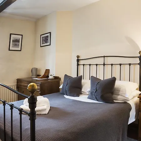 The Cavendish Arms 3*