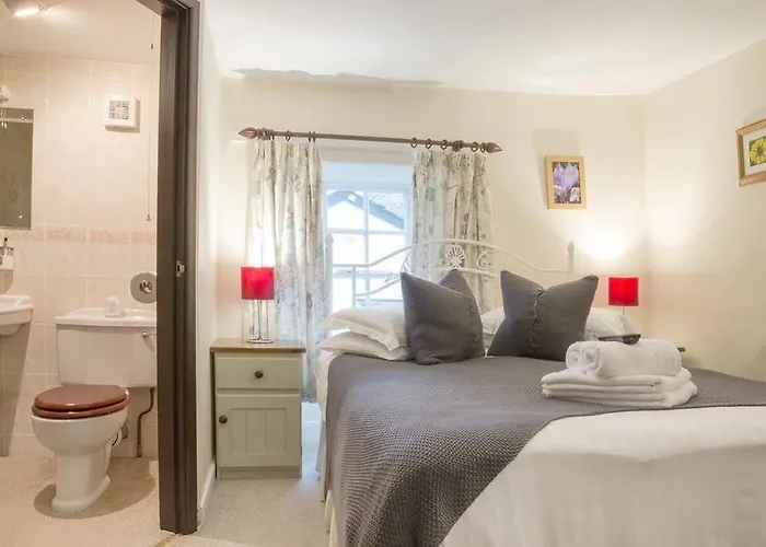 The Cavendish Arms 3*