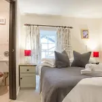The Cavendish Arms 3*